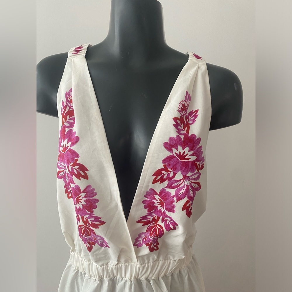 FARM Rio White Maxi Dress with Pink Floral Print NWT - Picture 10 of 12